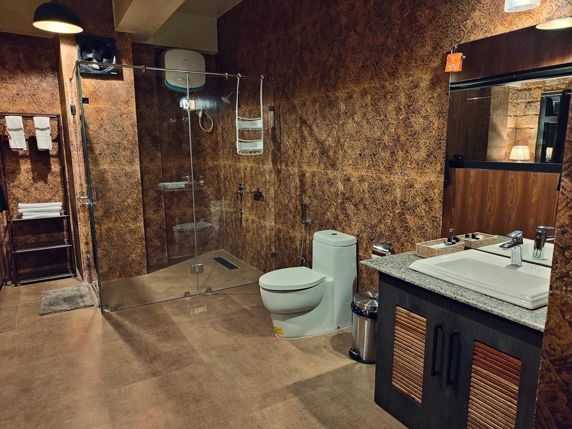 Hotel Acropolis Shillong Extérieur photo